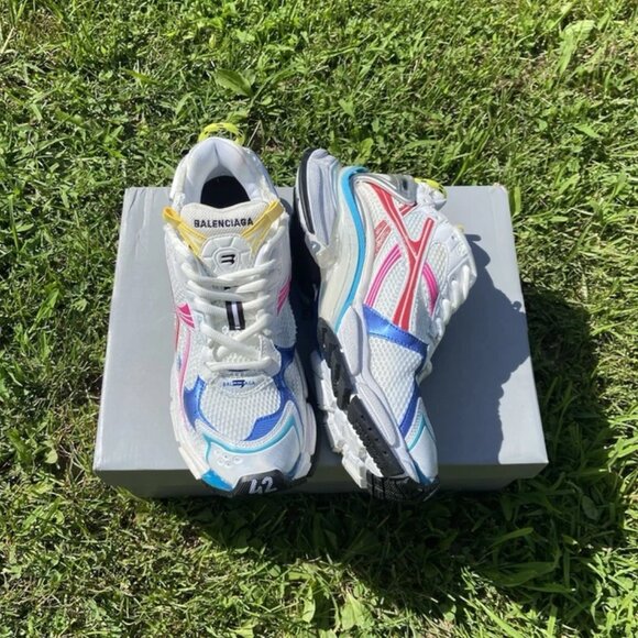 balenciaga runners - Picture 3 of 4